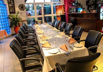 Maxlot Hotel Акра Екстериор снимка