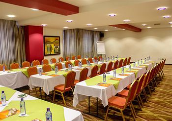 Maxlot Hotel Акра Екстериор снимка